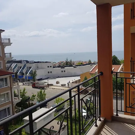 Victorio Lux 圣弗拉斯